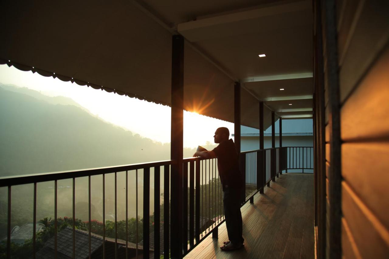 Dream Coconut Villa Resort Munnar Exterior photo
