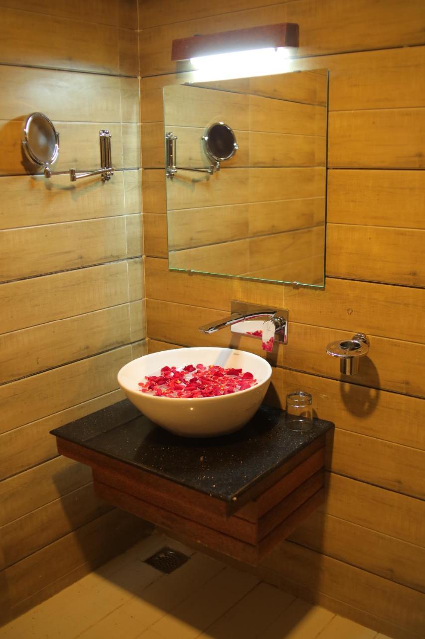 Dream Coconut Villa Resort Munnar Exterior photo
